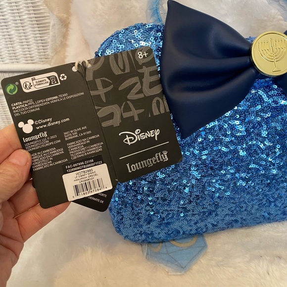 Loungefly happy Hanukkah from Minnie! - Picture 6 of 11